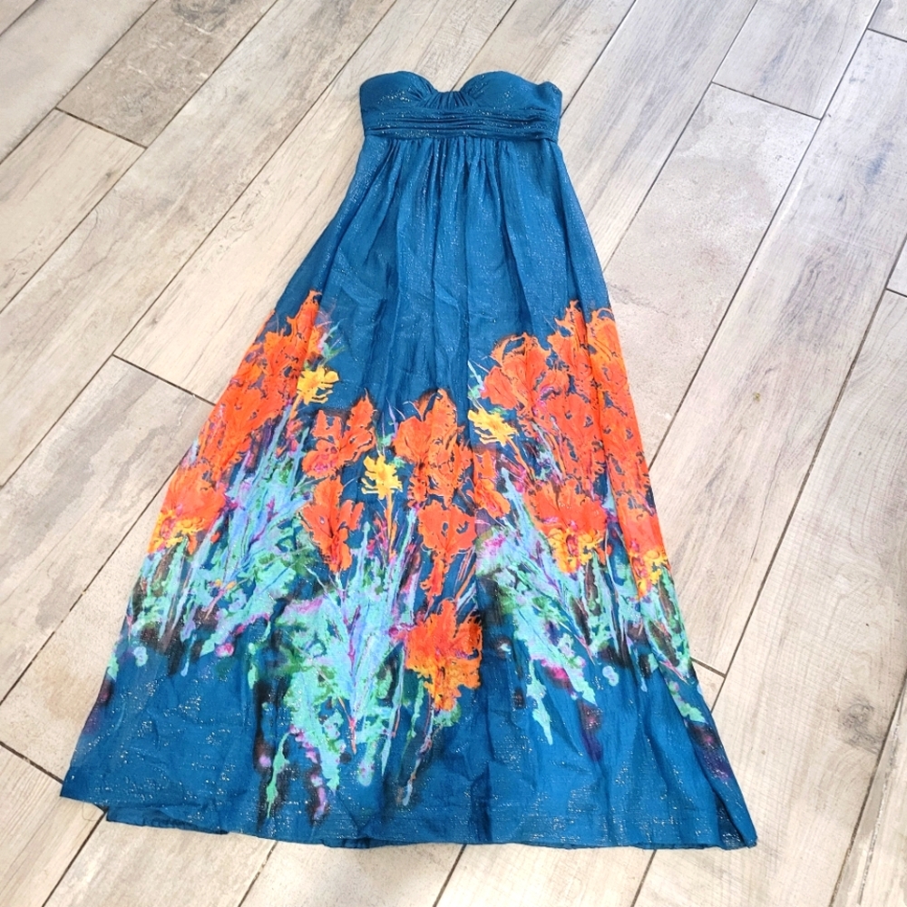 Aqua Turquoise strapless gown floral design at the bottom size 2 like new condit